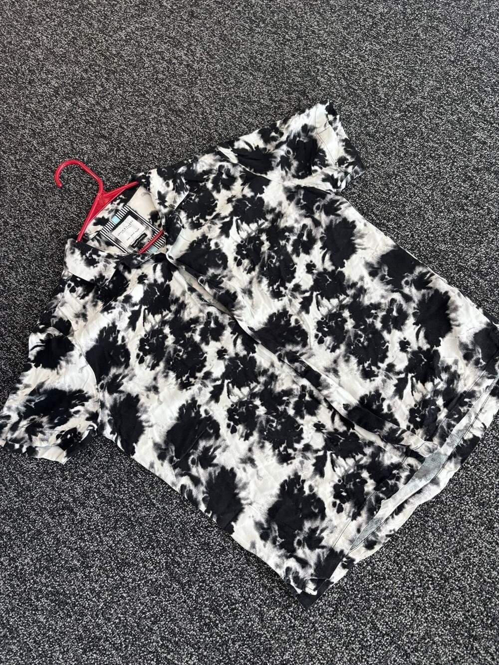 Denim & Flower Ricky Singh Black and White Tie Dye Short Sleeve Shirt Size M